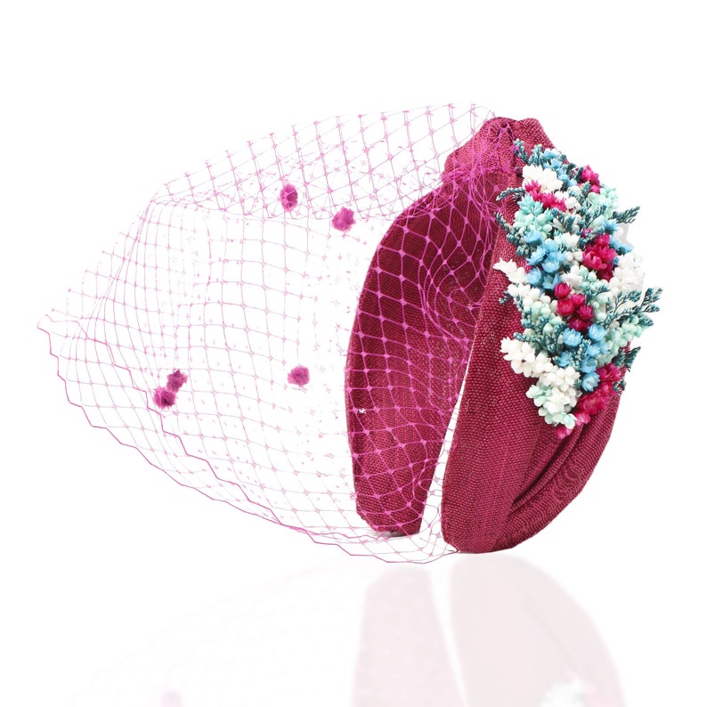 Knot headband women. Knot headband for wedding. Pink flower headband. Elegant wedding accessory. Embellished headband. Fucsia con velo