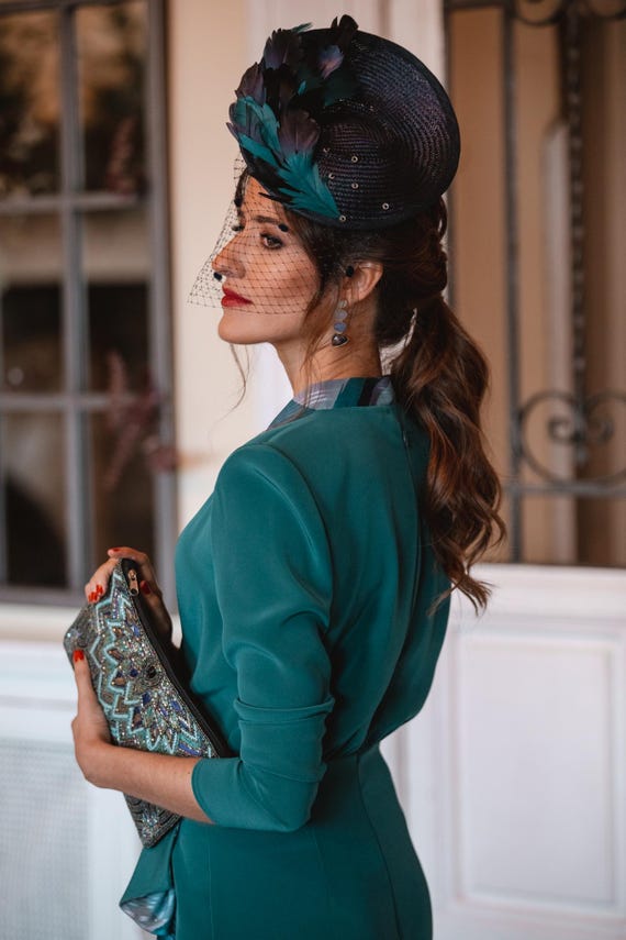 Elegant Monique Fascinator: Handcrafted Hat Plate With 