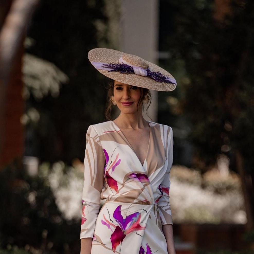 Handcrafted Lavender Floral Wide-brim Straw Hat for Wedding  display picture 1