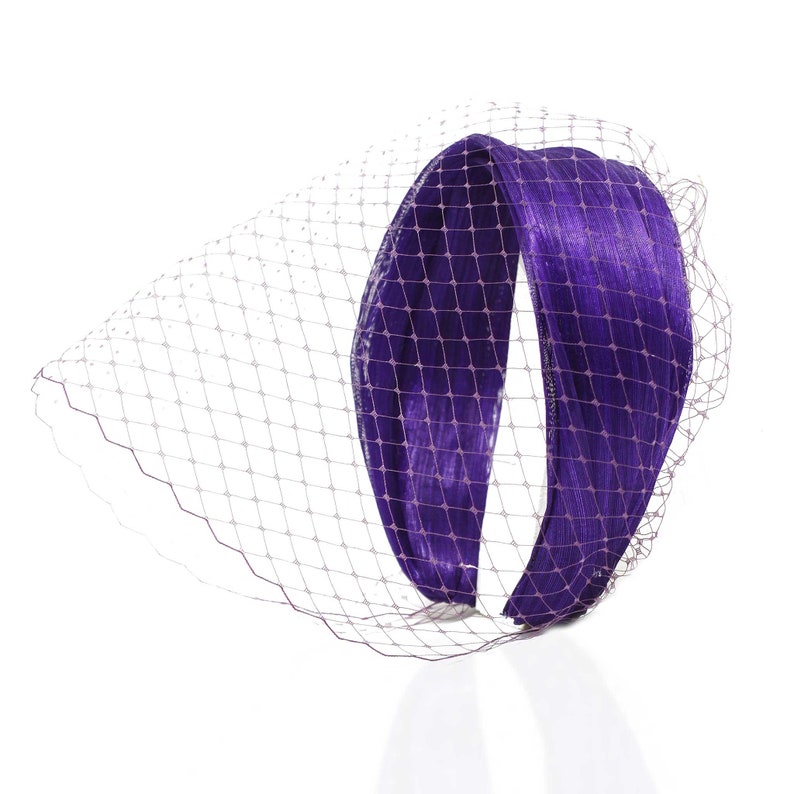 Bandeau élégant pour les mariages. Bandeau de mariage luxueux. Bandeau orné. Bandeau coloré. Bandeau pour invité de mariage. Violet