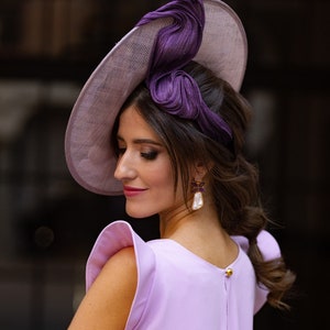 Derby hats for women. Royal ascot hat. Modern feather fascinator. Wedding guest hat. Kentucky derby hat. Boater hat. Ivory purple fascinator image 3