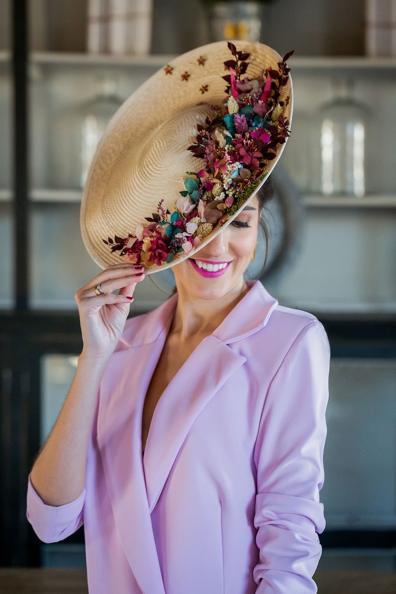 Wedding guest hat. Royal Ascot hat. Derby hats for women. Melbourne Cup. Headdresses and hats. Artisan. Saucer hat. image 1