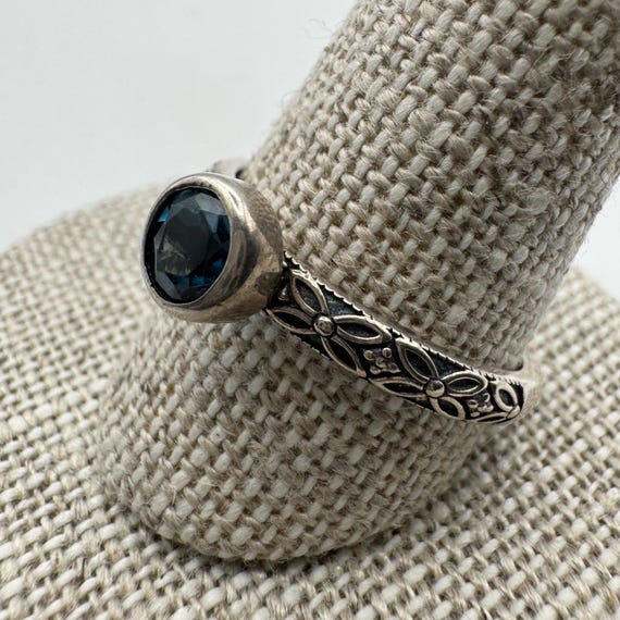 Brilliant Blue Sterling silver stackable solitair… - image 6