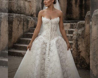 Baskisk Korsettklänning i Spets - Axelbandslös Brudklänning i A-linje, Låg Midja - Lavish Couture