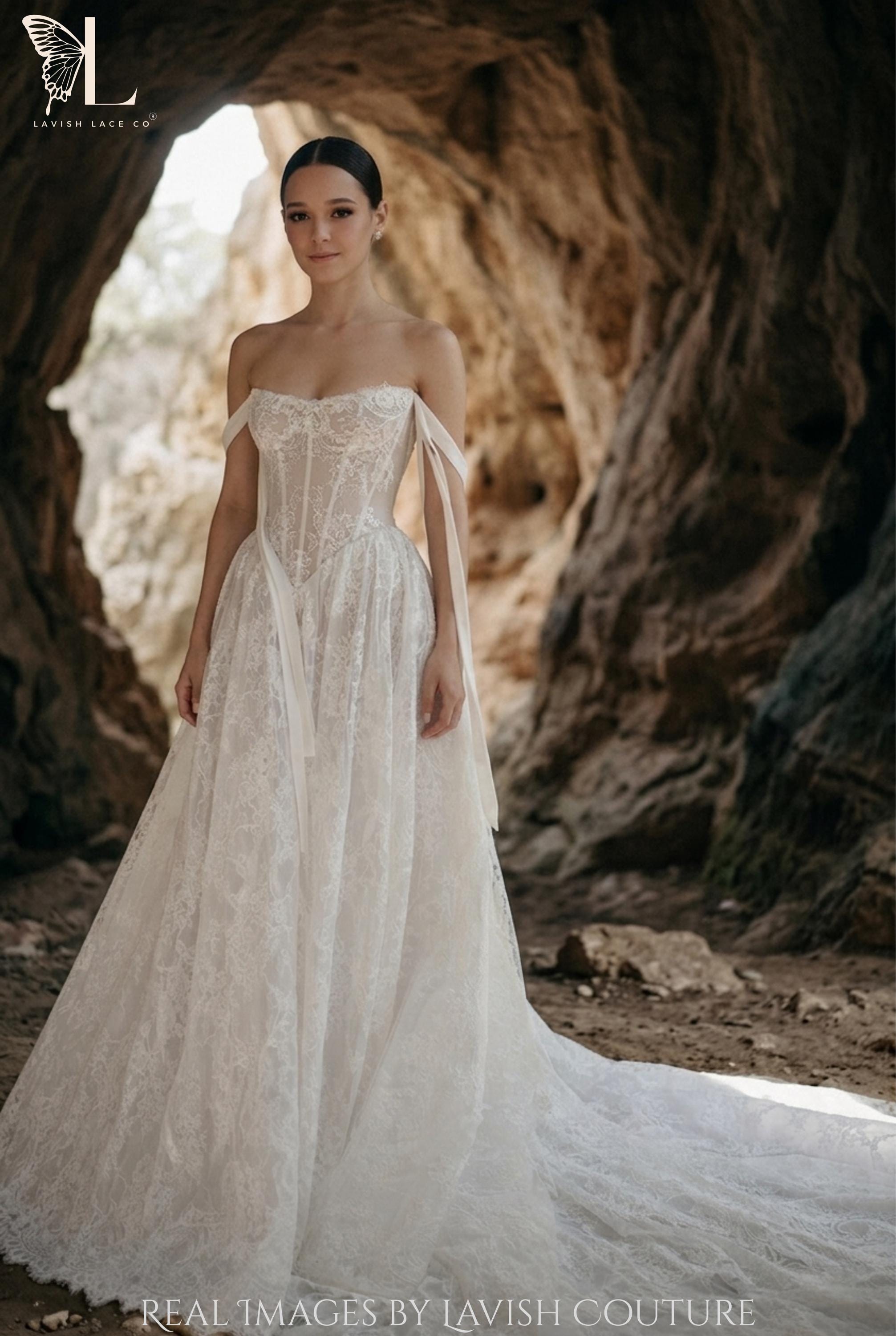 Lace Drop Waist Wedding Dress With Corset Bodice Vintage Basque Waist Lace Drop Waist Wedding Dress With Corset Bodice Vintage Basque Waist