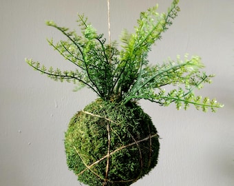 Palla di muschio Kokedama fatta a mano con felce artificiale - Decorazione forestale