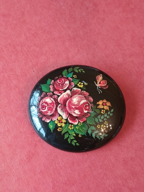 1970s Hand Painted Floral Ukrainian  brooch - image 1
