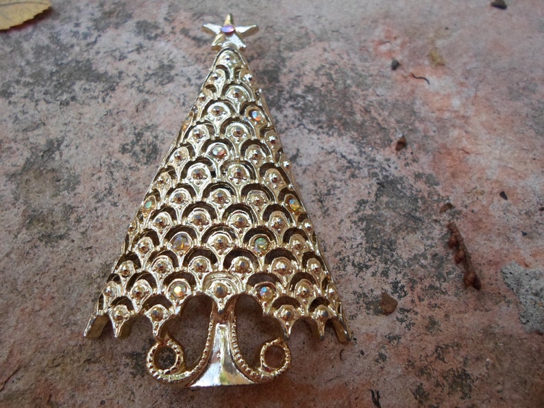 Vintage Christmas Tree Brooch Signed Tanger image 4