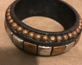 Bangle Bracelet with Two Tone Metal Design