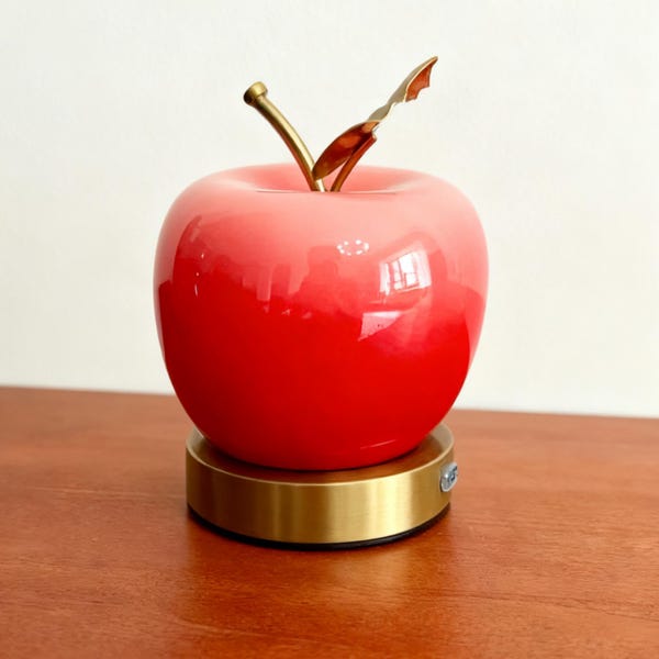 Christmas Cream Apple Table Lamp Battery Powered Touch Night Light Portable Bedside Ambiance Glass Shade Nursery Home Decor Gift CreamYellow