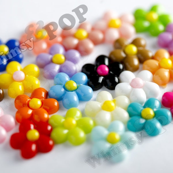 100 - Mixed Colors Baby Daisy Flower Resin Cabochons, Daisy Shaped, 13 mm x 13 mm x 4 mm