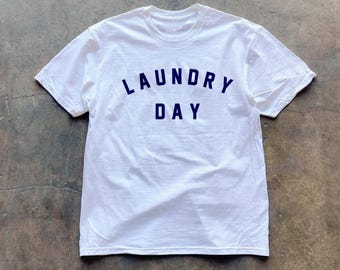 Laundry Day tee - graphic front print -