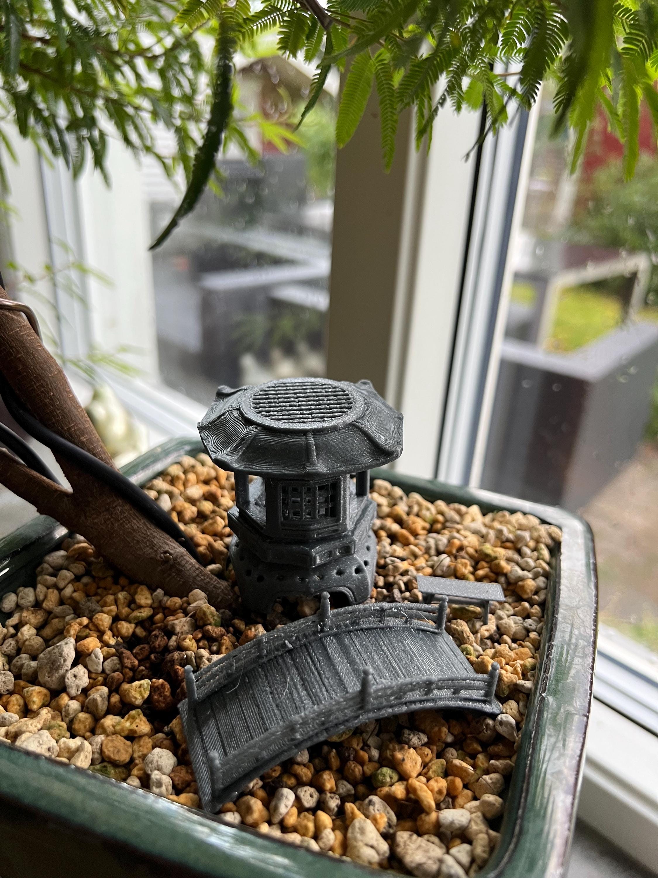 Japanese Bonsai Lantern Pagoda – Fertilizer Basket, Bonsai Pot