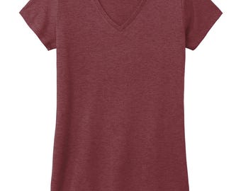 Camisa blanca con cuello en V para mujer, color granate