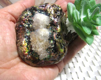Mini Geode Planter/Quartz/air Plant succulent arrangement/Nature Decor #6