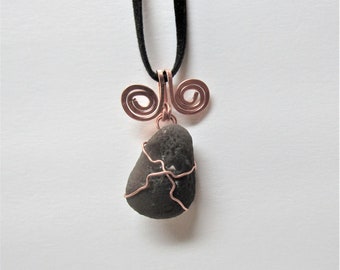 Strong Saffordite Pendant Copper Wrapped 4.32 grams Cintamani Stone/ Tektite/ Energy Stone/Peace