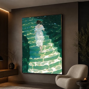 Lienzo surrealista de una mujer blanca bajo el agua en una escalera, arte mural con reflejo de agua de ensueño
