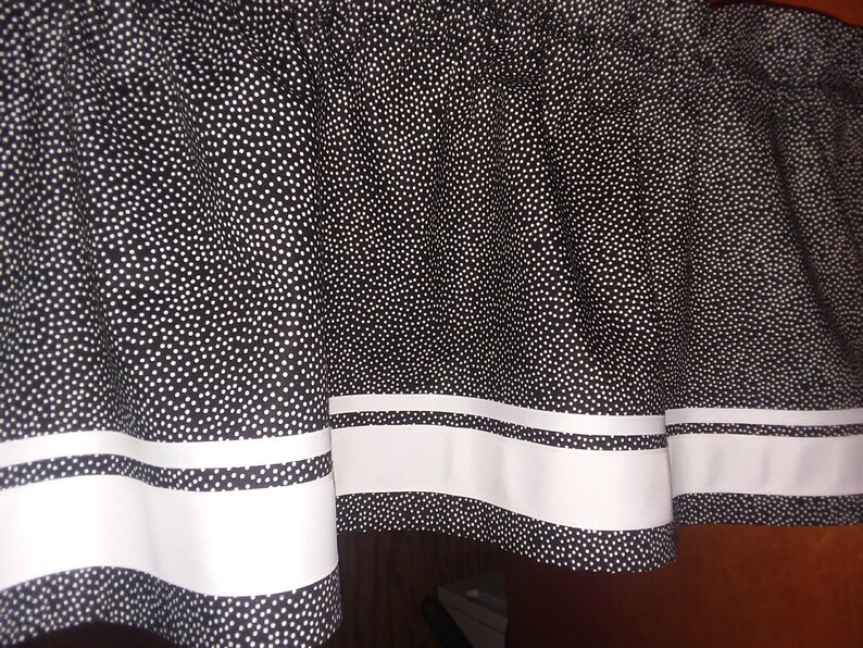 POLKA DOT Valance w ribbon trim 40 x 14 STANDARD Opening Version