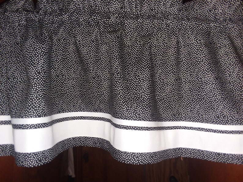 POLKA DOT Valance w ribbon trim 40 x 14 STANDARD Opening Version