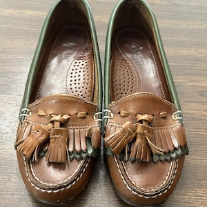 Tassel Dexter Loafer - Etsy display picture 2