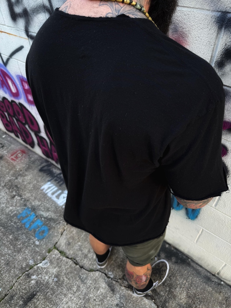 ROAD RASH RAW edge black tee