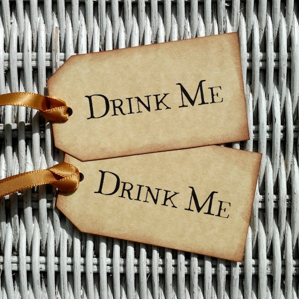 Alice In Wonderland Tags, Drink Me Tags, Party Tags, Favor Tags (12)