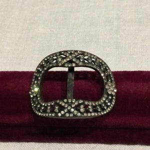 Fibbia per scarpe antica, vintage vittoriana in pasta francese, metallo pesante con strass