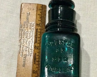 Antique Smelling Salts Bottle ~ PRESTON of NEW HAMPSHIRE ~ Teal Green Colored Glass with Ground Stopper