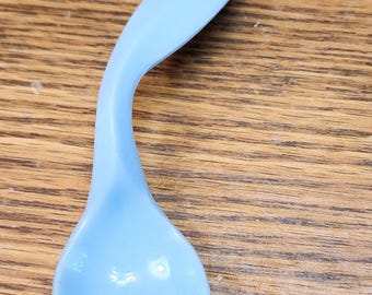 Vintage Tommee Tippee Curved Baby Spoon 1960s Plastic Teddy Bear Spoon Nursery Display Collectible