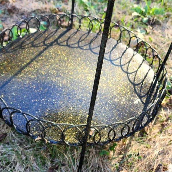 Vintage 2-tiered Gold Glitter Imbeded Dessert/Plant Stand