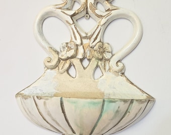 Vtg Hollywood Regency Floral Wall Pocket Planter Shabby Chic White & Gold Wall Urn Sage Green Patina