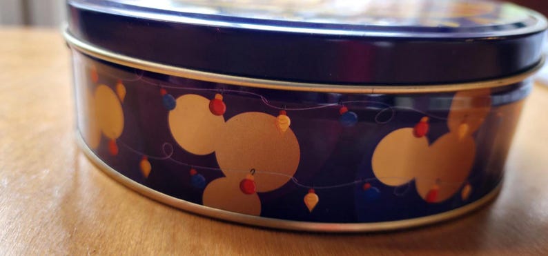 Vintage Disney Mickey and Minnie Mouse Figurine on Decorative Tin zdjęcie 5