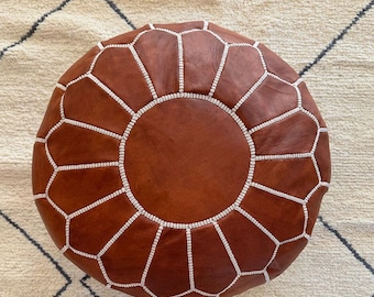 Puf otomano de cuero marroquí, cojín de suelo de cuero genuino hecho a mano/reposapiés bohemio, decoración del hogar bohemia, puf redondo, puf sin relleno