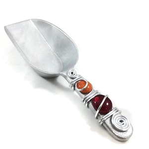 Ice Scoop, Candy Scoop, Popcorn scoop, Snack Scoop, Wedding Favor, Hostess Gift, Pretzel Scoop, Gifts under 20 Dollars, Game Day, 4 oz scoop