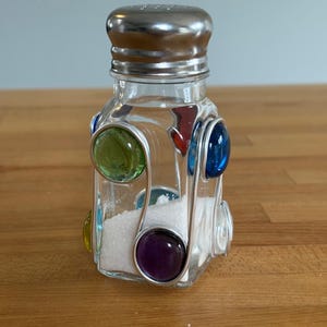Handcrafted Wire Wrapped Salt and Pepper Shakers with Marble Accents, Beaded Salt and Pepper Shaker Set, Spice Shaker, Kitchen Gadget image 6