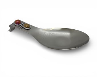 Beaded Spoon Rest: Stainless Steel Wire Wrapped Kitchen Gadget
