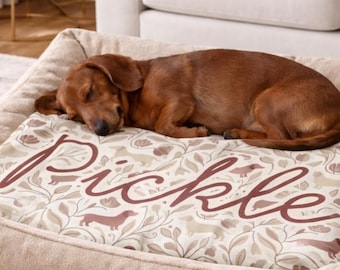 Manta personalizada para perros, manta con nombre personalizado para mascotas, regalo neutro para amantes de los perros, manta acogedora con estampado floral de perros, regalo para mamás de mascotas, manta conmemorativa para perros.