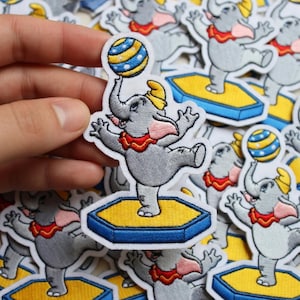 Parche bordado del Circo Dumbo de Disney, elefante en una pelota, regalo para niños.