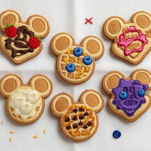 Disney Mickey Minnie Waffles Embroidered Patch, Mouse Waffle Fruit Patch, Mickey Mouse Snacks Treats Iron On Jackets, Disney Food Lover Gift