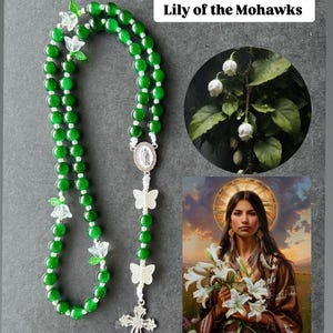 St. Kateri Tekakwitha Lilie der Mohawk inspiriert Rosenkranz, handgefertigte Jadeglasperlen