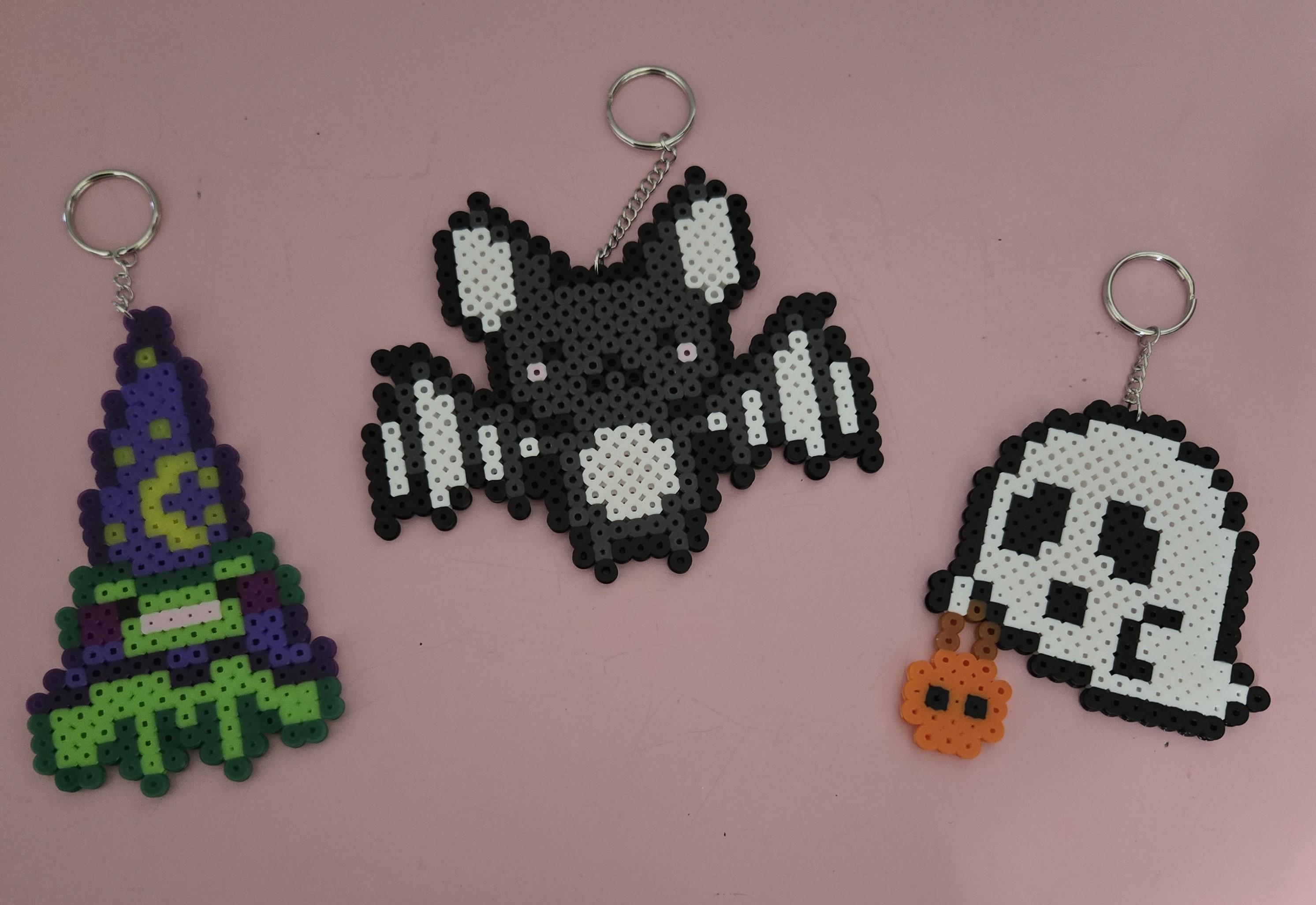 Perler Bat