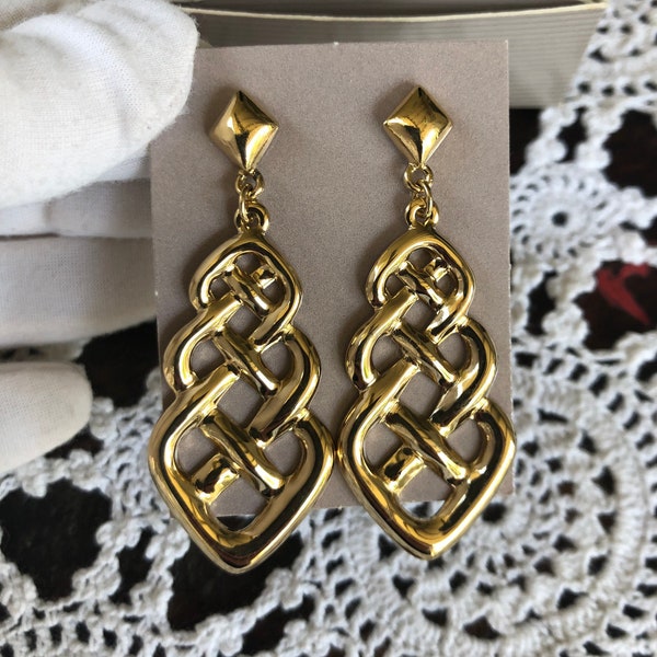 Vintage Avon Goldtone Dangling Polished Weave Pierced Earrings ~ New In Box Dated 1987 ~ Pristine Condition! ~ So Pretty ~ FREE Shipping!