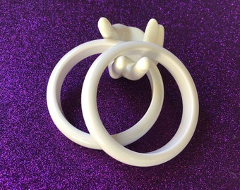 New Vintage White Lucite Bangle Bracelets ~ Genuine Lucite Dead Stock White Bracelet ~ Excellent Quality Never Worn Bangles ~ FREE SHIPPING!