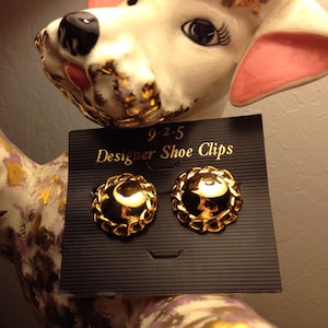 Pretty Never Worn Vintage Gold Tone Shoe Clips ~ Designer Brand 9.2.5. ~ On The Original Card ~ Deadstock ~ Mint Condition