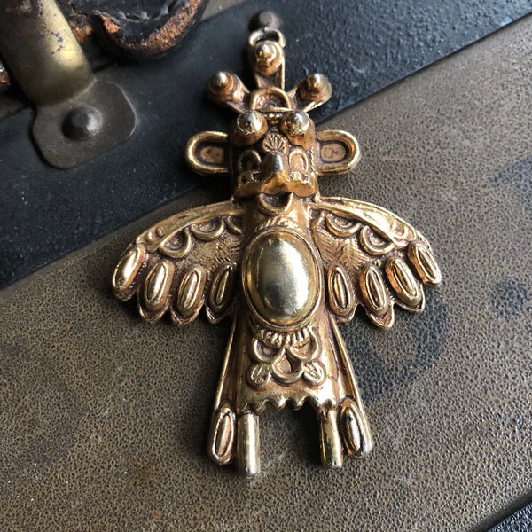 Vintage Large Goldtone Totem Pole Pendant ~ Unique Jewelry Findings For You to Create With ~ DIY Jewelry Making Supplies To Create With