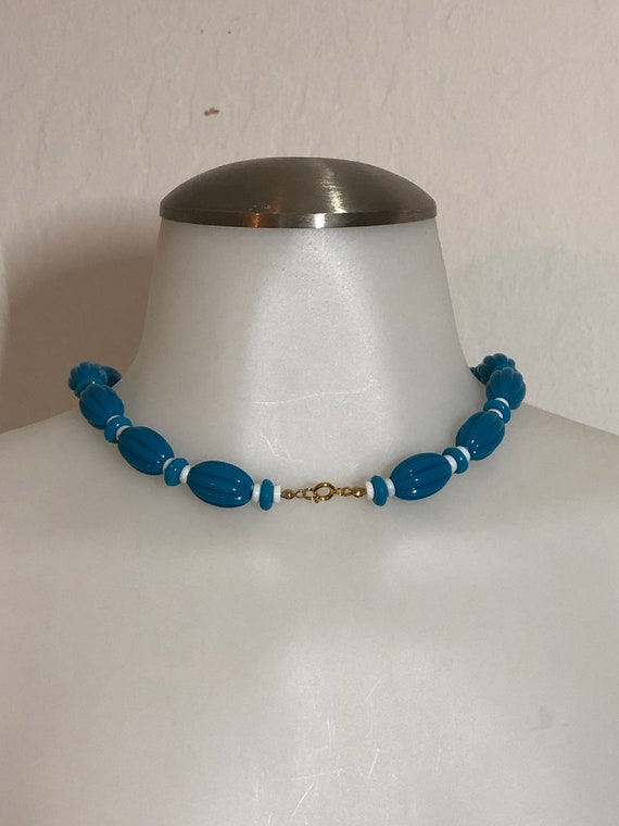 Vintage Teal Blue Color Plastic Beaded Necklace F… - image 3