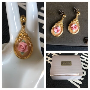 Beautiful New In Box Vintage 1990 Victoria Rose Drop Pierced Earrings With Surgical Steel Posts ~ Pristine Condition ~ FREE Shipping!!