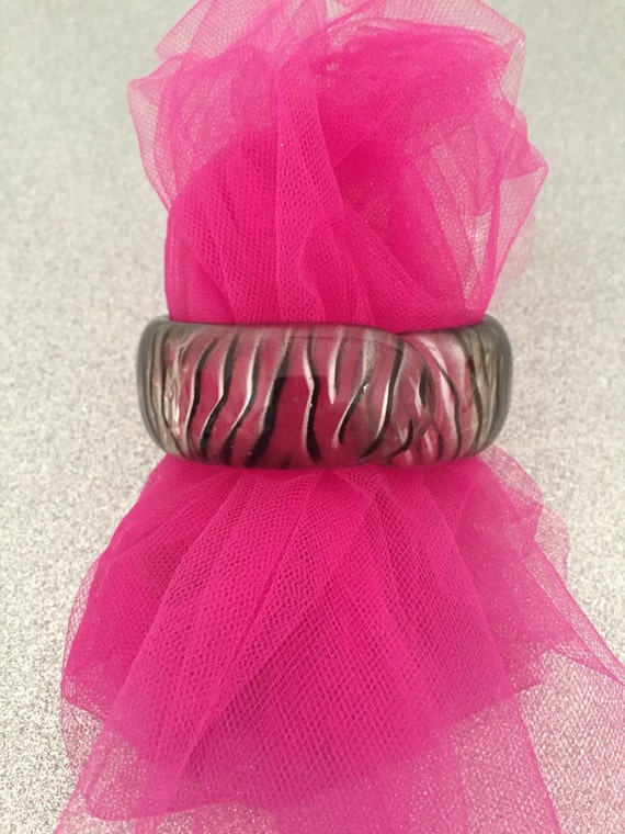 1960's Unique Zebra Print Lucite Clamper Bracelet… - image 3