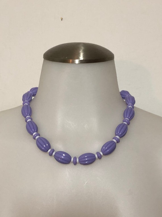 Vintage Lavender Purple Color Plastic Beaded Neck… - image 1