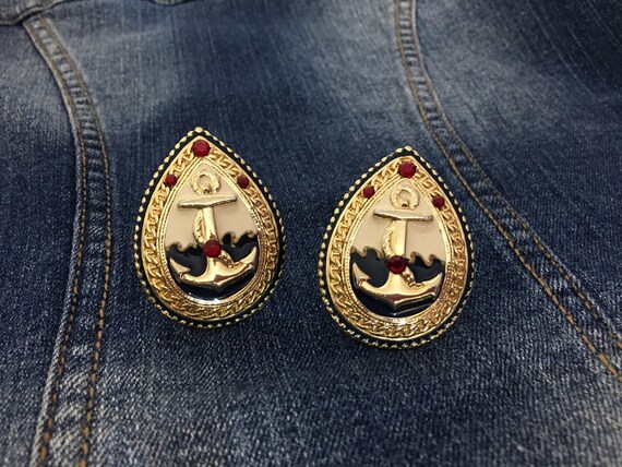 Fabulous Pair Of Vintage 90's Enameled Gold Tone … - image 8